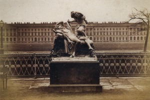 Скульптурная группа «Амур и Психея» в Летнем саду,1880-е
